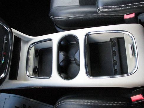 Used 2017 Dodge Grand Caravan SXT FWD image 57