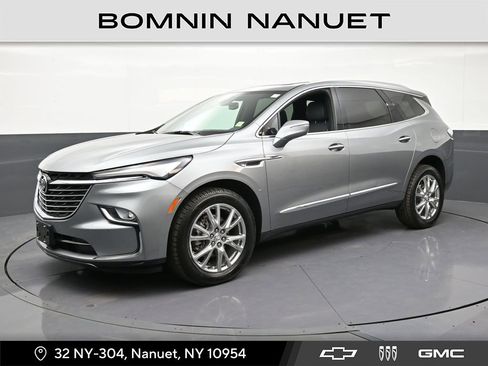 Used 2023 Buick Enclave Essence w/ Experience Buick Package AWD/4WD image 1