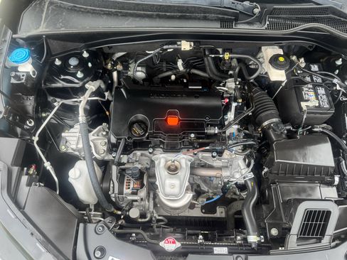 Certified 2023 Honda HR-V LX image 26