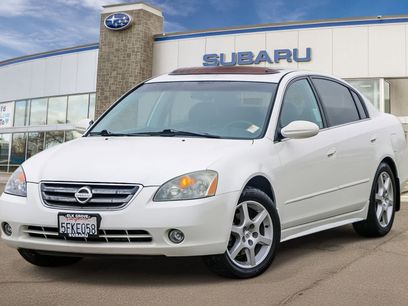 Used 2004 Nissan Altima 3.5 SE w/ Leather Pkg