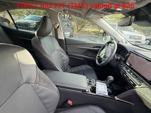 Used 2025 Toyota Camry XLE w/ Premium Package FWD image 11