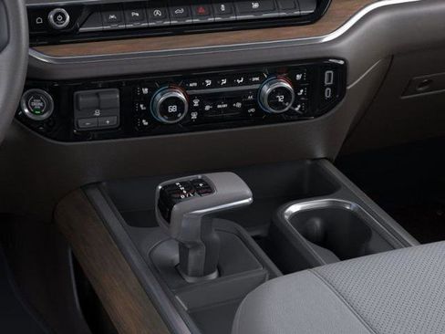 New 2026 GMC Sierra 1500 SLT image 23