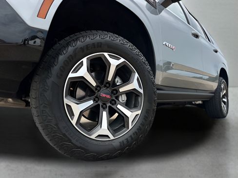 Used 2026 GMC Yukon AT4 Ultimate AWD/4WD image 30