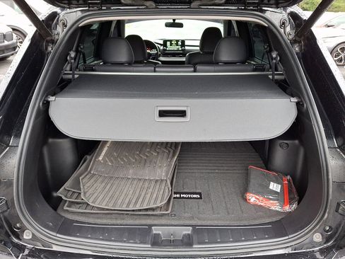 Used 2022 Mitsubishi Outlander SE image 27