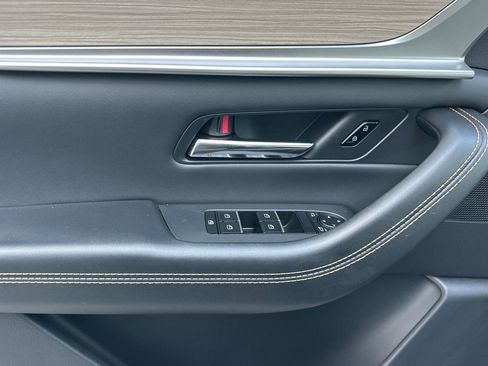 Certified 2025 MAZDA CX-70 3.3 Turbo w/ Premium Package image 11