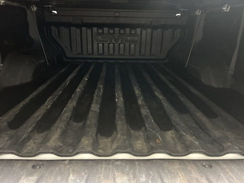 Used 2024 GMC Canyon Elevation w/ Trailering Package image 9