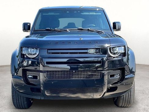 Used 2023 Land Rover Defender 110 X-Dynamic SE AWD/4WD image 3