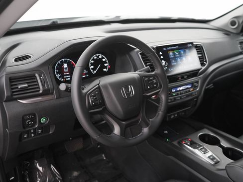 Used 2025 Honda Ridgeline RTL image 19