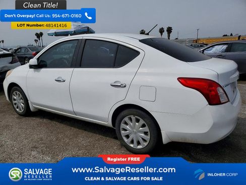 Used 2012 Nissan Versa SV FWD image 3