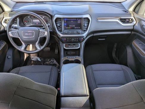 Used 2023 GMC Acadia SLE w/ Driver Convenience Package image 17