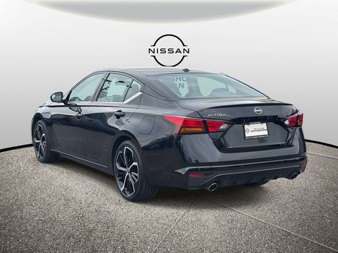 Certified 2025 Nissan Altima 2.5 SR image 7