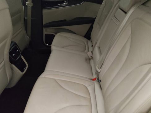 Used 2019 Lincoln Nautilus Reserve AWD/4WD image 18