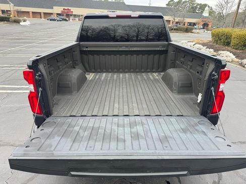 Used 2022 Chevrolet Silverado 1500 RST w/ Z71 Off-Road Package image 5