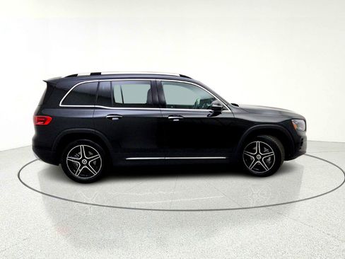 Certified 2026 Mercedes-Benz GLB 250 image 9