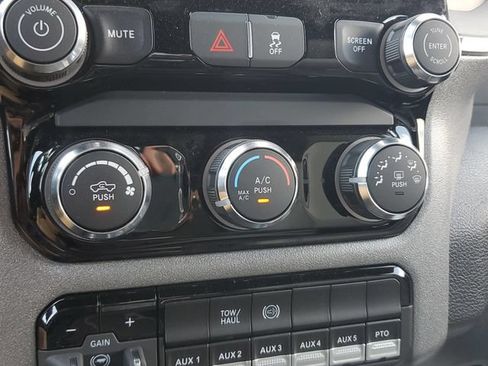 New 2025 RAM 4500 Tradesman AWD/4WD image 34