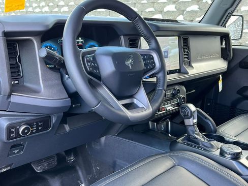 New 2025 Ford Bronco Badlands AWD/4WD image 16