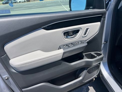 Certified 2023 Honda Pilot EX-L image 32