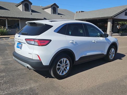Used 2022 Ford Escape SE w/ Convenience Package image 11