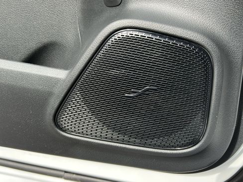 New 2026 Mercedes-Benz GLB 250 4MATIC image 34