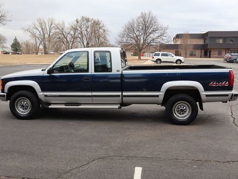Used 1995 GMC Sierra 2500 4x4 Extended Cab image 9