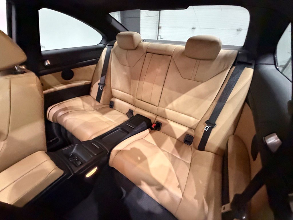 Used 2011 BMW M3 Coupe RWD image 38