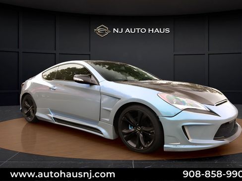 Used 2011 Hyundai Genesis 3.8 RWD image 1