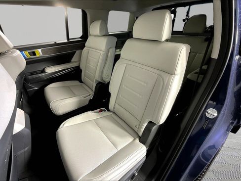 New 2026 Hyundai Santa Fe Calligraphy AWD/4WD image 18