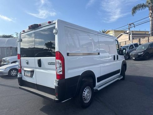 Used 2025 RAM ProMaster 2500 w/ U-Haul Equipment Group FWD image 3
