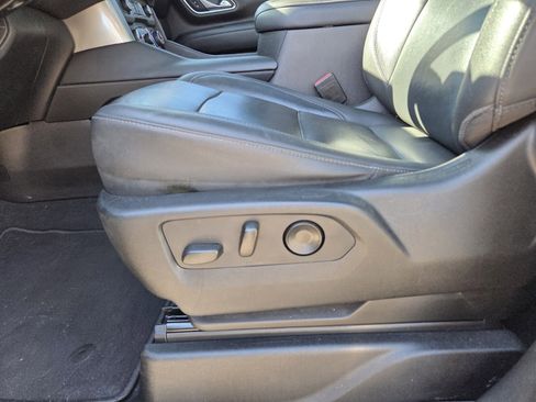 Used 2021 Chevrolet Tahoe Z71 w/ Rear Media and Nav Package image 30