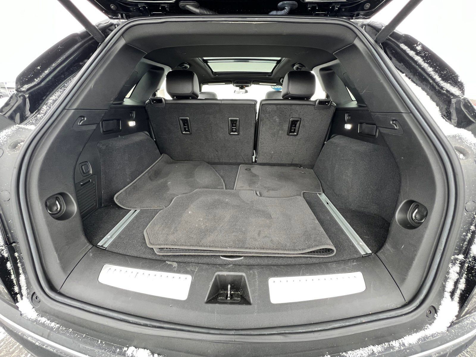 Used 2022 Cadillac XT5 Sportv AWD/4WD image 36