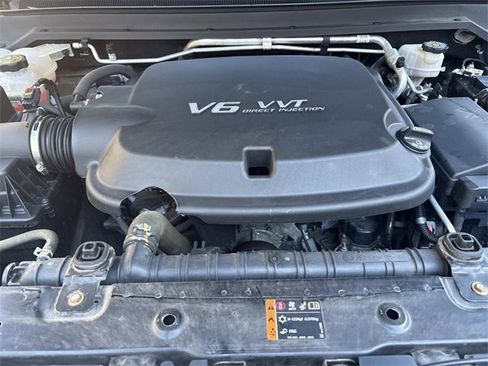 Used 2019 Chevrolet Colorado Z71 image 29