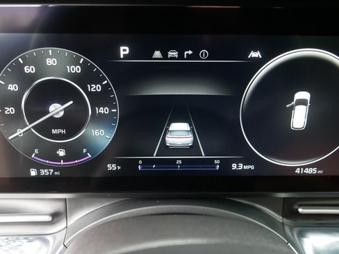 Used 2022 Kia Carnival SX Prestige FWD image 21
