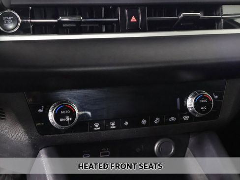 Used 2024 Mitsubishi Outlander SE image 7