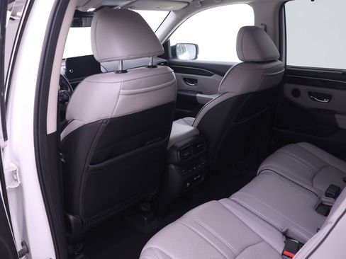 Certified 2023 Honda Pilot Elite image 11