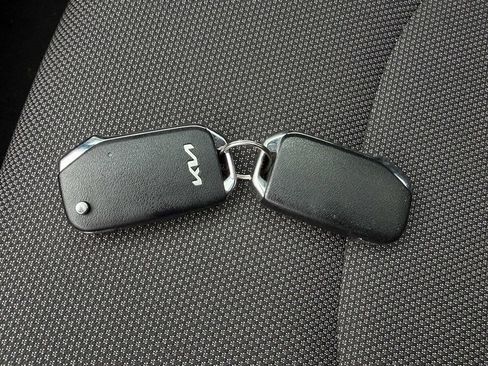 Used 2023 Kia Forte LXS FWD image 15