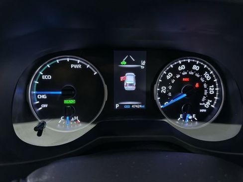 Used 2022 Toyota RAV4 LE AWD/4WD image 12