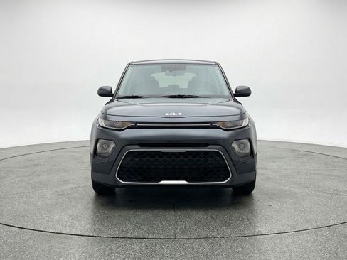 Used 2025 Kia Soul LX w/ LX Technology Package FWD image 1