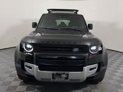 Used 2023 Land Rover Defender 110 S AWD/4WD image 6