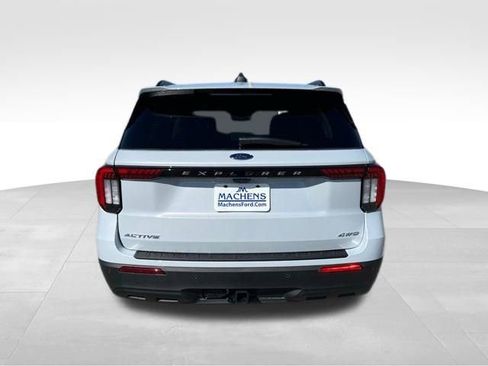 New 2026 Ford Explorer Active AWD/4WD image 6