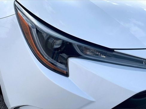 Used 2023 Toyota Corolla LE image 28