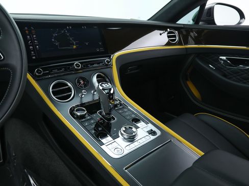 Used 2024 Bentley Continental GT Speed AWD/4WD image 37