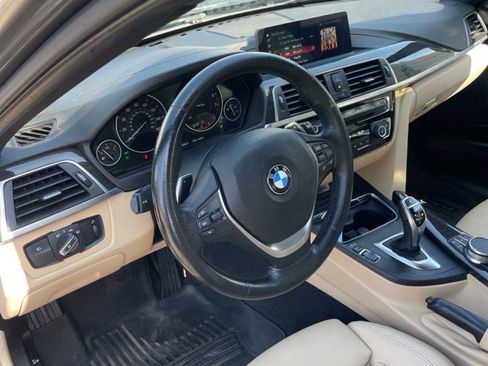 Used 2018 BMW 330i xDrive Sedan w/ Convenience Package AWD/4WD image 17