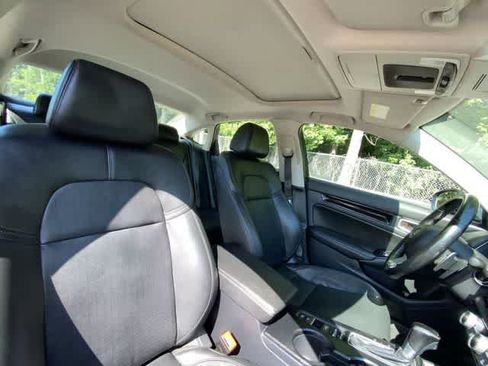 Used 2023 Honda Civic Touring image 25