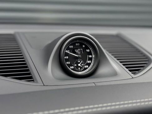 New 2026 Porsche Macan S image 28