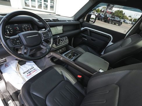 Used 2021 Land Rover Defender 90 X-Dynamic S AWD/4WD image 16