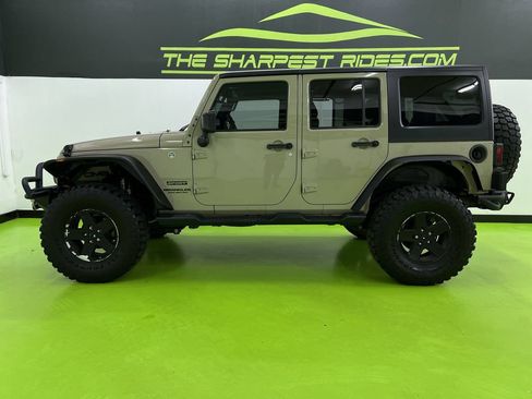 Used 2017 Jeep Wrangler Unlimited Sport w/ Quick Order Package 24S AWD/4WD image 6