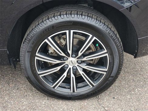 Used 2020 Volvo XC60 T8 Inscription image 7