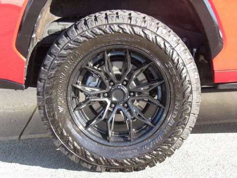 Used 2025 Toyota Sequoia Platinum image 44