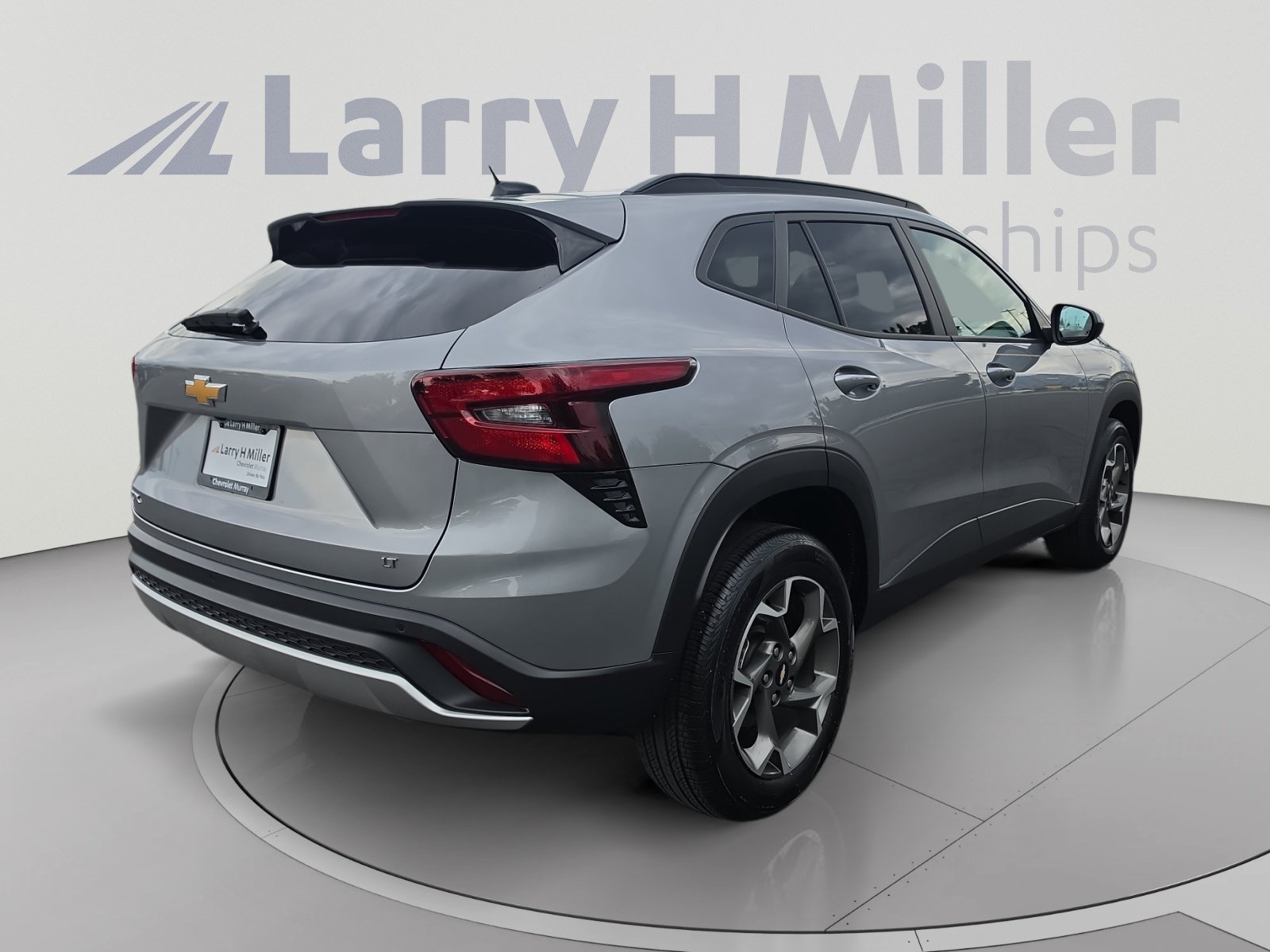 Used 2025 Chevrolet Trax LT w/ Driver Confidence Package FWD image 5