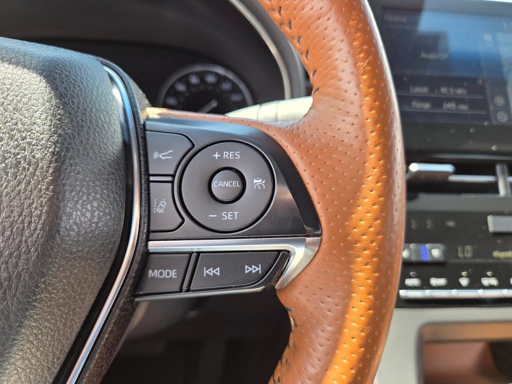 Used 2019 Toyota Avalon Limited w/ Advanced Safety Package FWD image 23